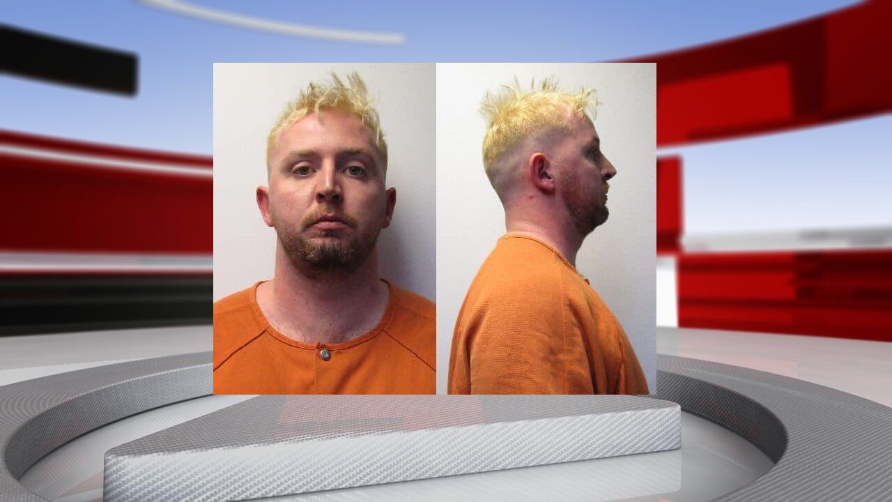 27-year-old man arrested for reportedly stabbing man at southern Indiana apartment, police say